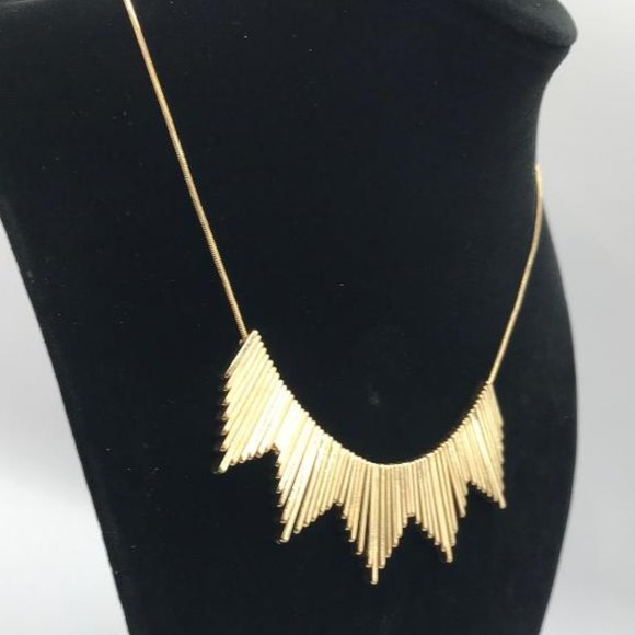 ROCKSBOX "SLATE" Gold-Tone Dangles Necklace - Picture 3 of 9